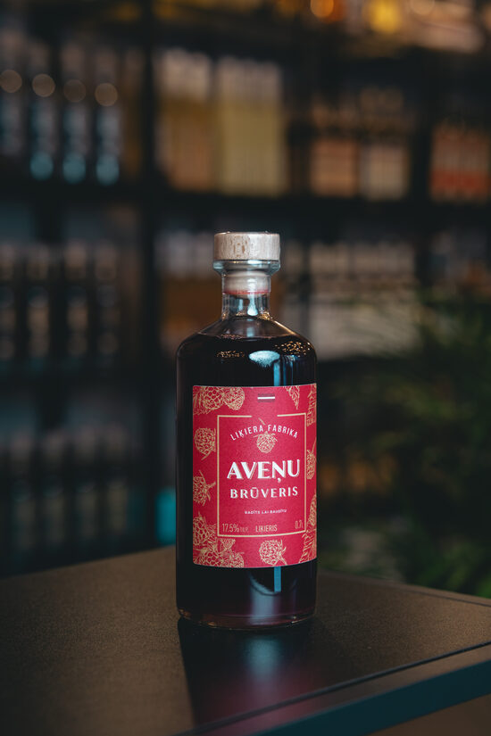 Aveņu Brūveris liķieris