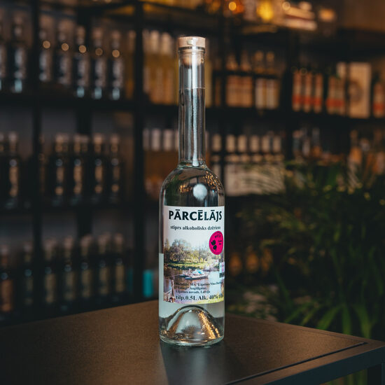 Biešu destilāts - Pārcēlājs